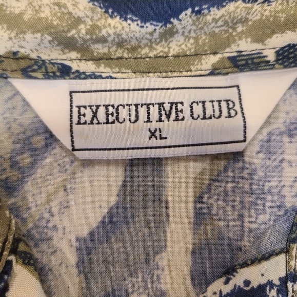 🌲 Vintage Button Down Shirt - Picture 2 of 2